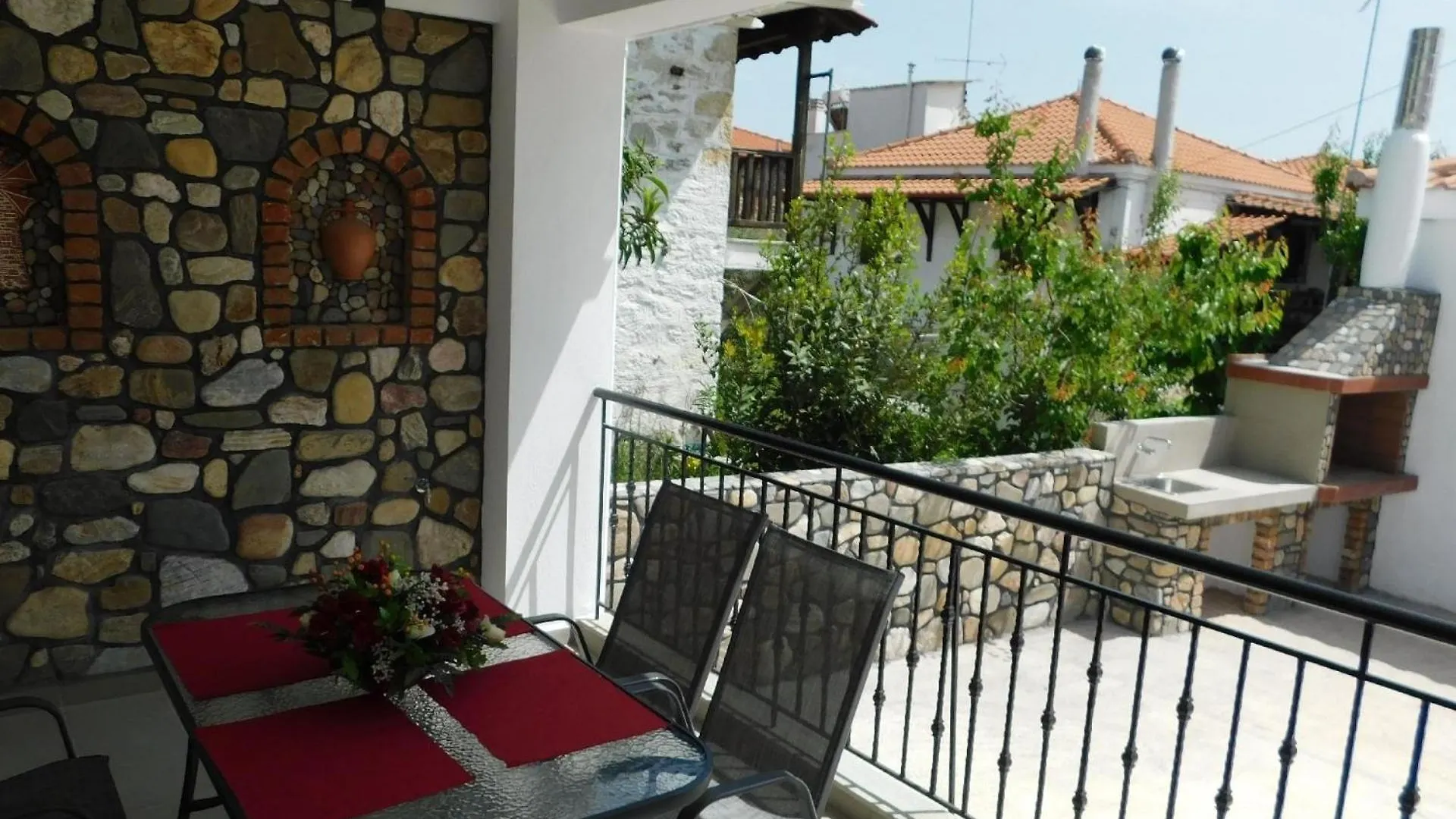 Apartment Gemuetliches Steinhaus Im Herzen Vom Malerischen Dorf Agios Nikolaos